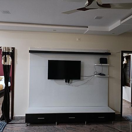Four Seasons Home Stay Tirupati Kültér fotó