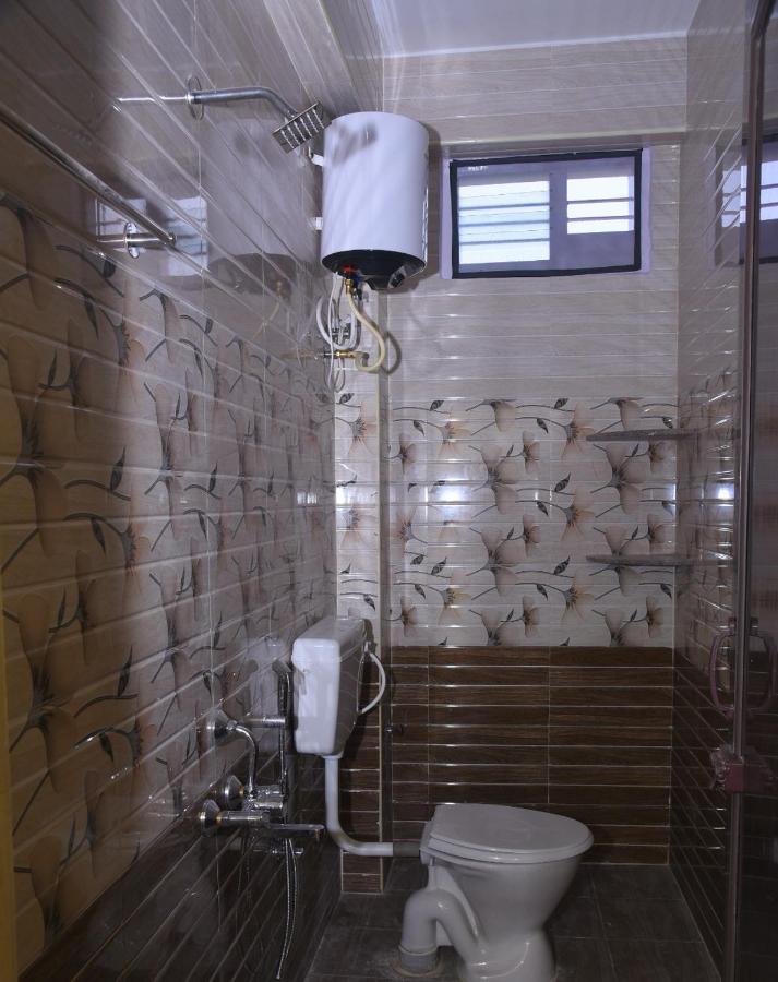 Four Seasons Home Stay Tirupati Kültér fotó