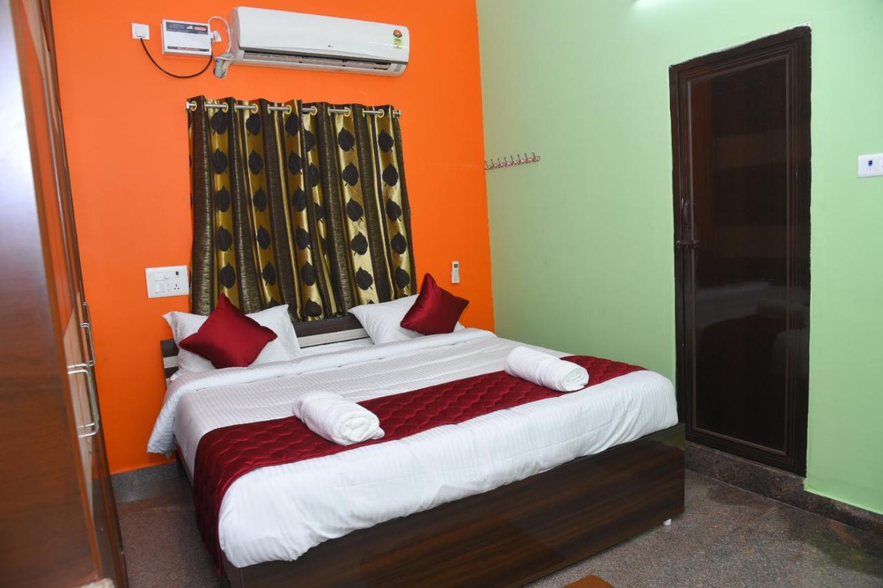 Four Seasons Home Stay Tirupati Kültér fotó