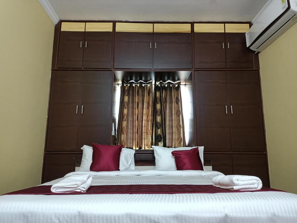Four Seasons Home Stay Tirupati Kültér fotó