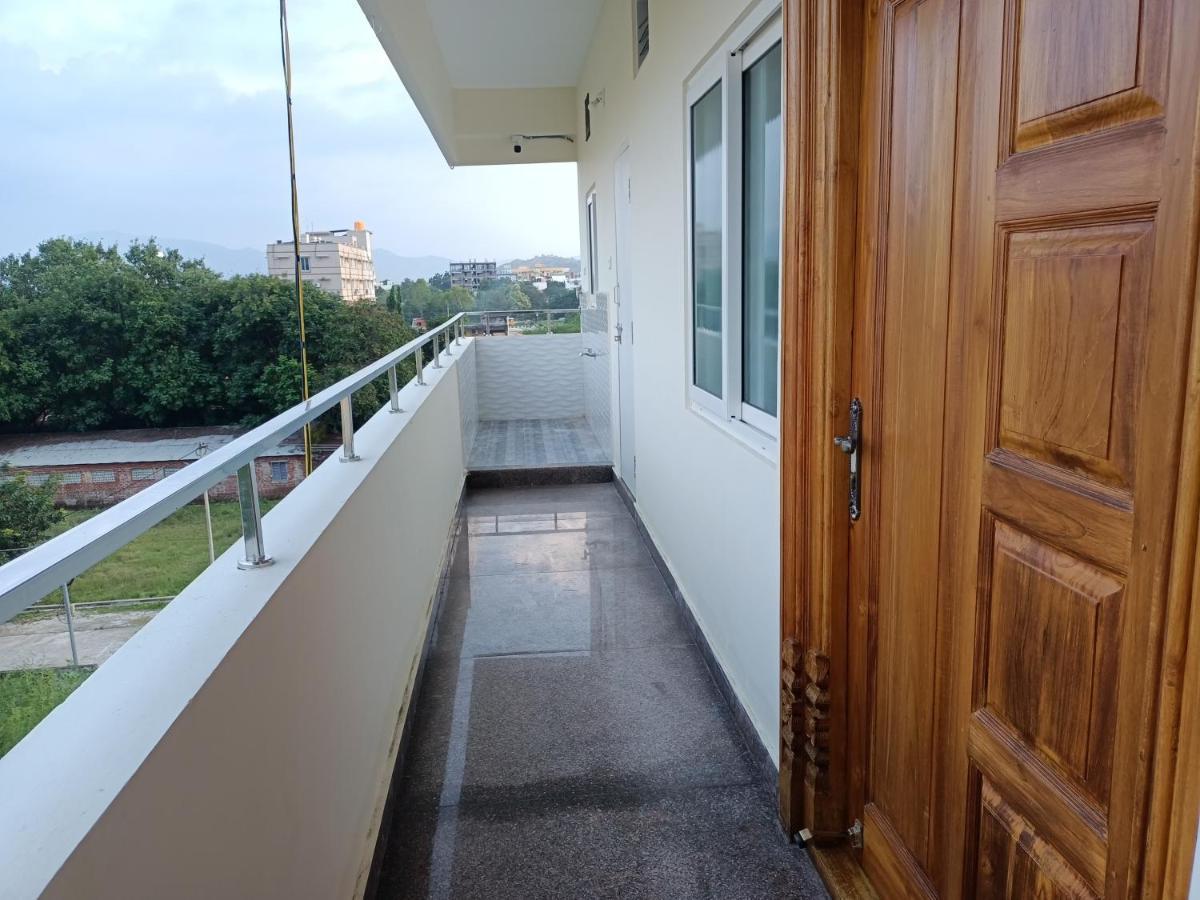 Four Seasons Home Stay Tirupati Kültér fotó