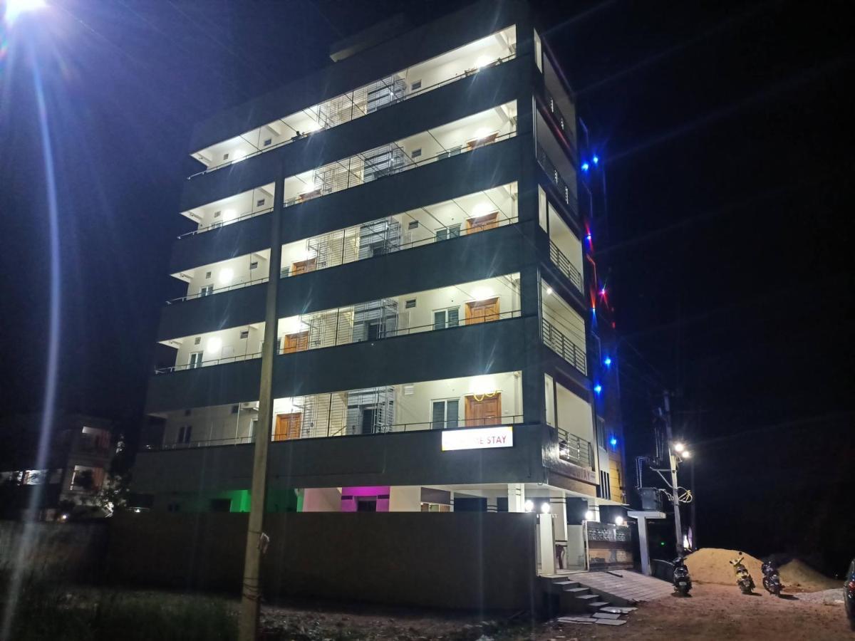 Four Seasons Home Stay Tirupati Kültér fotó